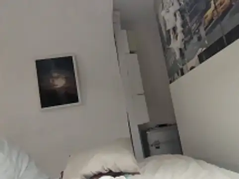 gymyagirlll online show from April 12, 9:07 pm