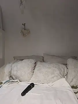 gymyagirlll online show from November 8, 5:38 pm