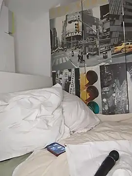 gymyagirlll online show from February 23, 10:10 pm