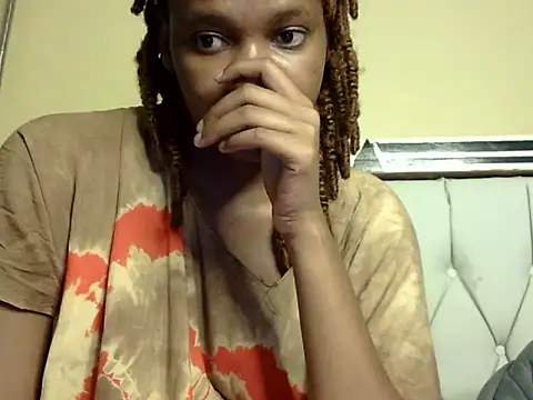 Jay Vee online show from April 12, 7:28 pm