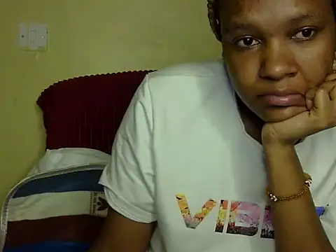 Snapshot of Jay_Vee chatting on July 8, 9:32 am Jay Vee online show from July 8, 9:32 am