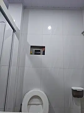 Snapshot of Binhosex2024 chatting on February 17, 5:25 am Binhosex2024 online show from February 17, 5:25 am