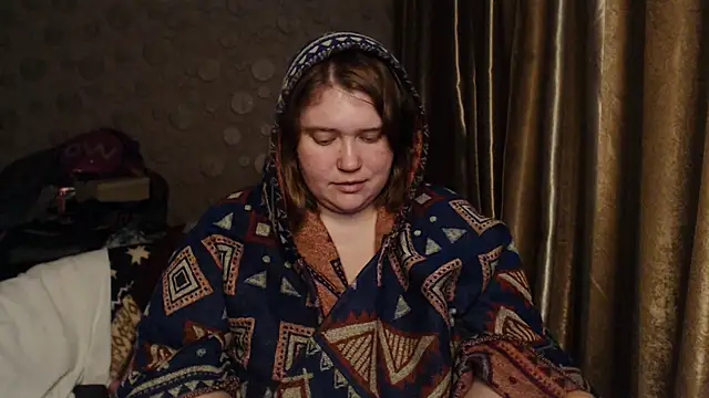 daisy low online show from February 23, 4:13 pm