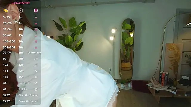 OmeliaDior online show from March 25, 3:55 pm