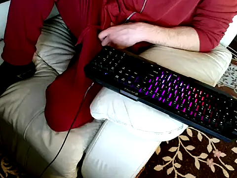 Snapshot of MrStraightDik chatting on February 11, 1:41 pm MrStraightDik online show from February 11, 1:41 pm