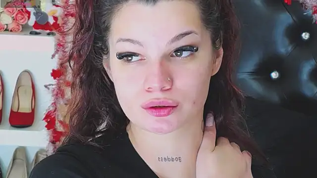 Allisonn223 online show from December 18, 1:48 pm