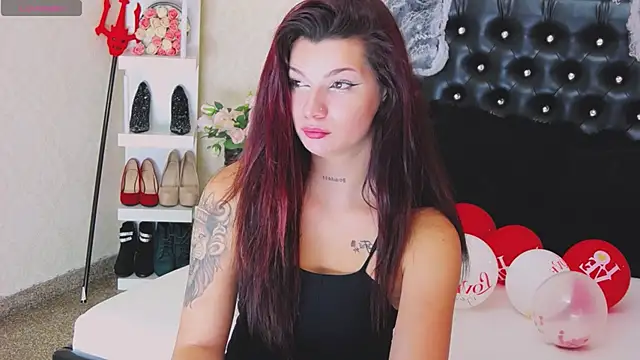 Allisonn223 online show from November 2, 1:27 pm