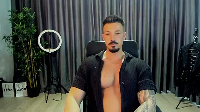 HaydenSpearss online show from April 22, 12:34 pm