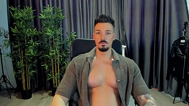 Snapshot of HaydenSpearss chatting on March 19, 12:34 pm HaydenSpearss online show from March 19, 12:34 pm