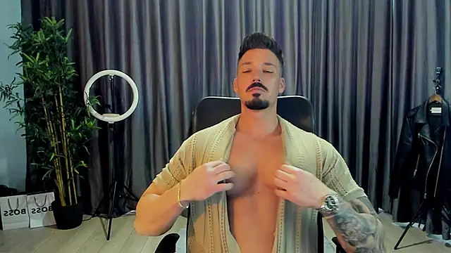 HaydenSpearss online show from April 15, 12:42 pm