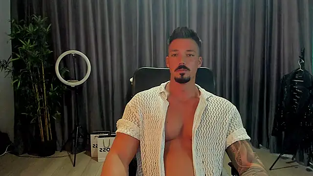 HaydenSpearss online show from June 3, 12:28 pm