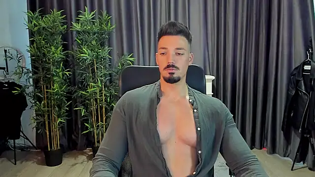 Snapshot of HaydenSpearss chatting on March 2, 10:47 am HaydenSpearss online show from March 2, 10:47 am