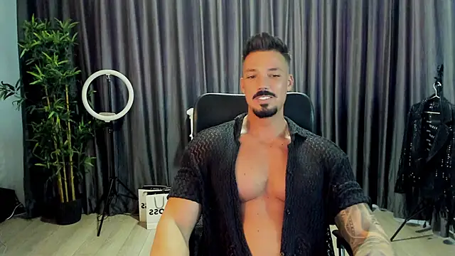 Snapshot of HaydenSpearss chatting on June 17, 12:26 pm HaydenSpearss online show from June 17, 12:26 pm