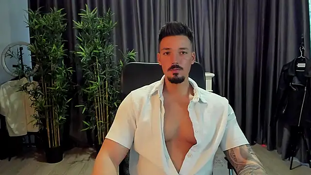 Snapshot of HaydenSpearss chatting on February 11, 12:47 pm HaydenSpearss online show from February 11, 12:47 pm