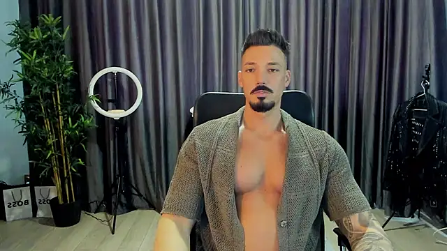 HaydenSpearss online show from March 21, 7:53 am