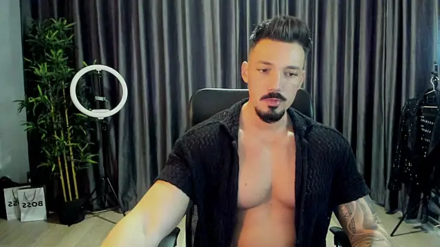 HaydenSpearss online show from February 7, 8:00 am