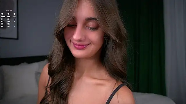 PiquingOgalala online show from November 28, 1:06 am