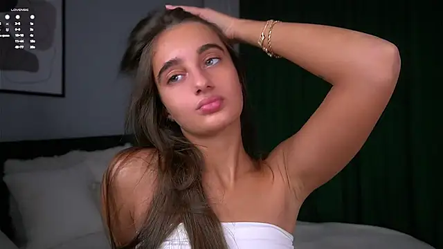 PiquingOgalala online show from November 21, 1:04 am