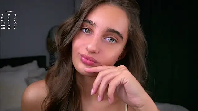 PiquingOgalala online show from December 2, 1:06 am