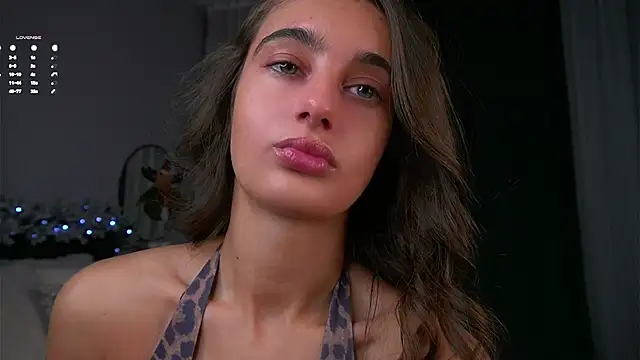 PiquingOgalala online show from January 19, 1:09 am