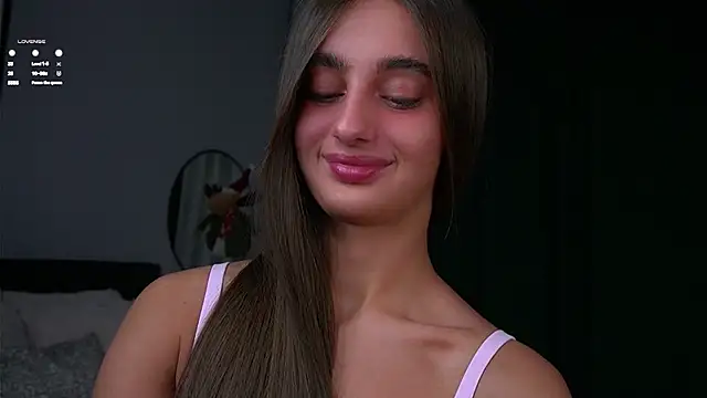 PiquingOgalala online show from February 10, 1:04 am