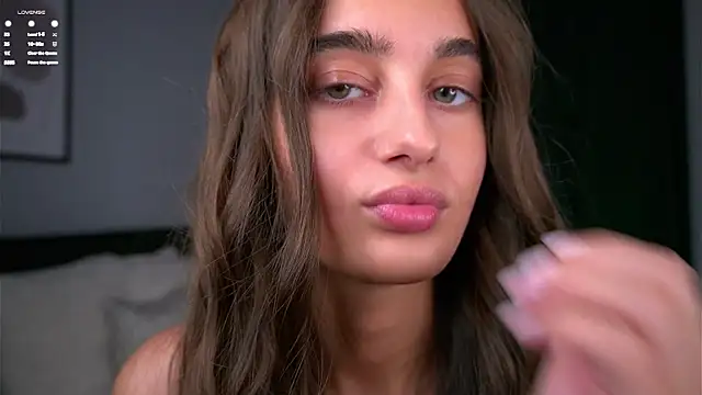 PiquingOgalala online show from November 11, 1:00 am