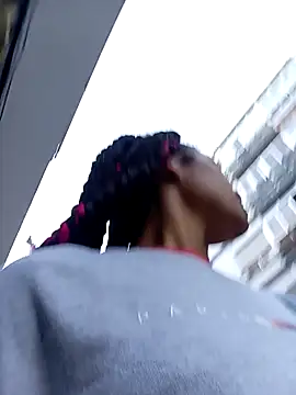 Laanegraofficial  online show from September 10, 5:34 pm