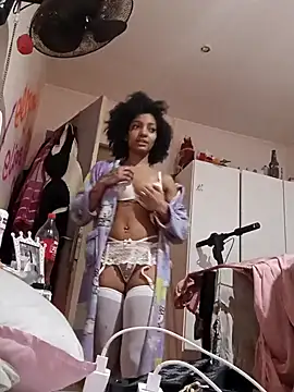 Laanegraofficial  online show from February 15, 11:36 pm