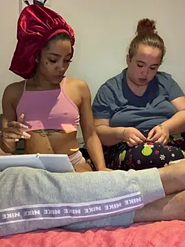 Laanegraofficial  online show from April 8, 8:21 pm