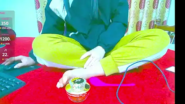 Love making online show from November 26, 9:31 am