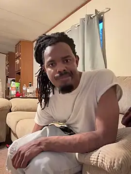 Snapshot of zerodaddydom chatting on March 20, 11:12 pm zerodaddydom online show from March 20, 11:12 pm