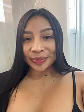 Snapshot of CarolineMaldonado chatting on September 27, 1:28 pm CarolineMaldonado online show from September 27, 1:28 pm