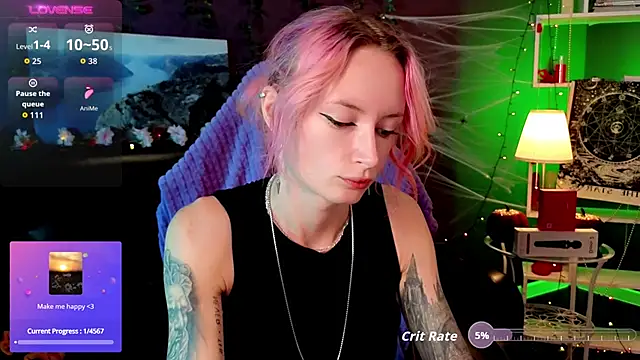  HelenCarter online show from November 4, 8:45 pm