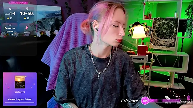  HelenCarter online show from November 1, 8:36 pm