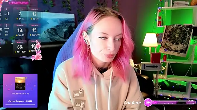  HelenCarter online show from December 1, 8:42 pm