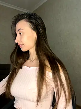 Polli Kiss online show from December 16, 4:22 pm