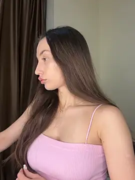 Polli Kiss online show from October 19, 5:37 pm