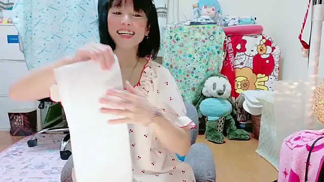 renapiyon8182 online show from March 21, 7:35 pm