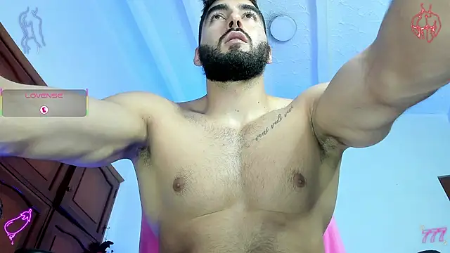 Joao Batista Oficial online show from March 13, 11:21 pm