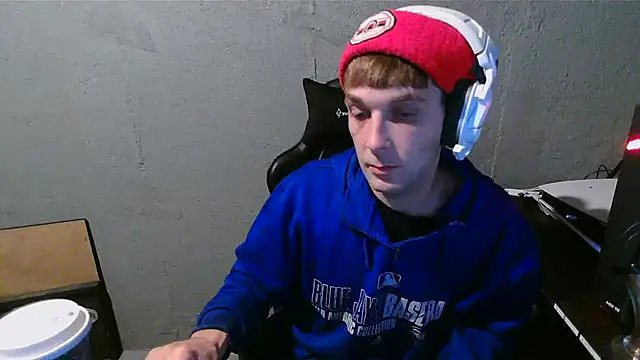 Superoz77 online show from December 7, 2:14 am