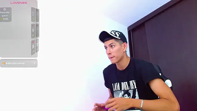 Valerio 20 online show from February 17, 7:55 pm