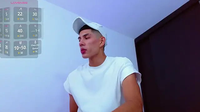 Valerio 20 online show from February 25, 8:11 pm