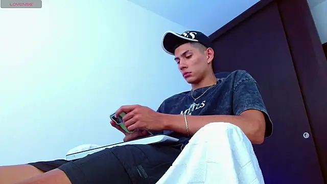 Valerio 20 online show from March 19, 7:38 pm