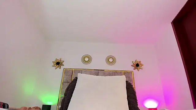 Snapshot of charylove11 chatting on January 31, 3:30 am charylove11 online show from January 31, 3:30 am