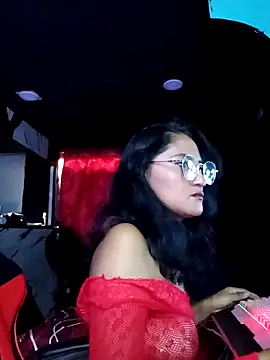 AdelinaMiran90 online show from October 23, 9:02 pm