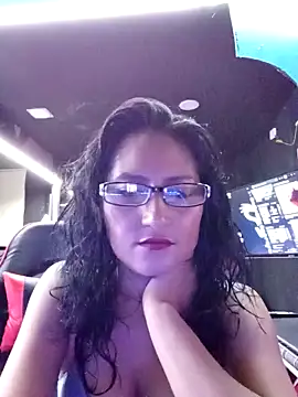 AdelinaMiran90 online show from October 5, 4:03 am