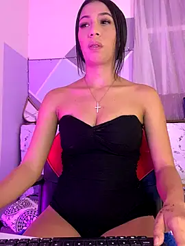 Lina10 online show from October 30, 9:55 pm