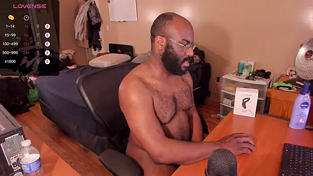 MrChuckDailyXXX online show from March 21, 4:39 am