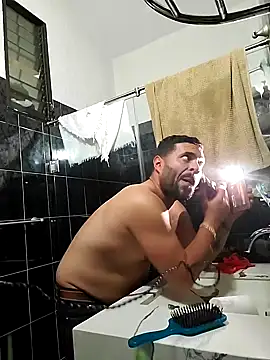 Rober2230 online show from December 14, 2:55 am