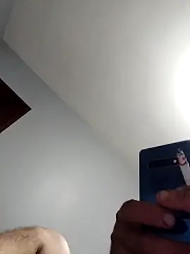 Rober2230 online show from December 2, 6:26 am